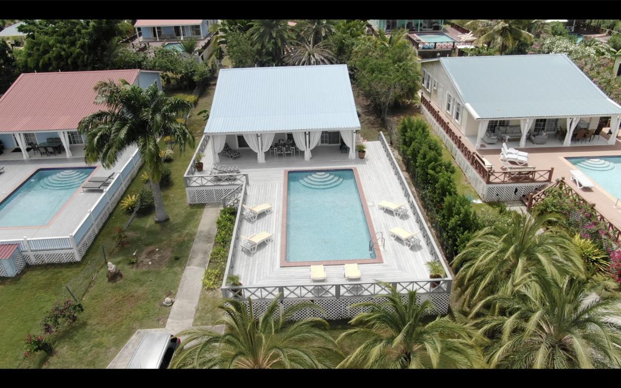 The White House Jolly Harbour Exterior foto